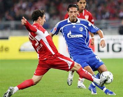 欧联杯以其 欧联杯以其