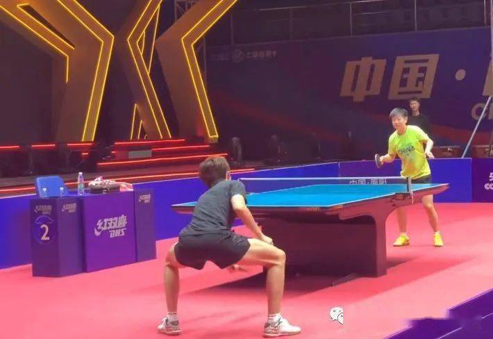 锋线球员李 锋线球员李