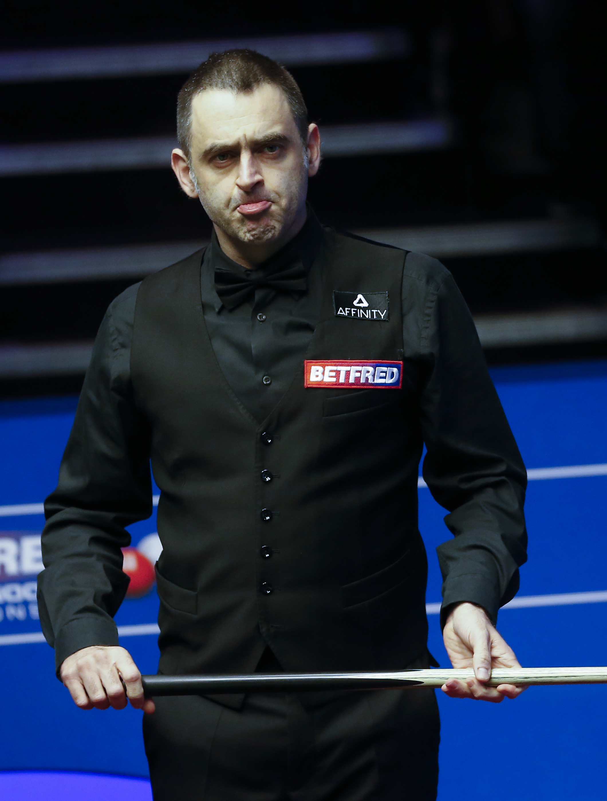 罗马诺：巴萨正与加比谈续约 其有望10月底前复出