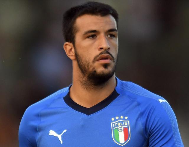 他把职业主 他把职业主